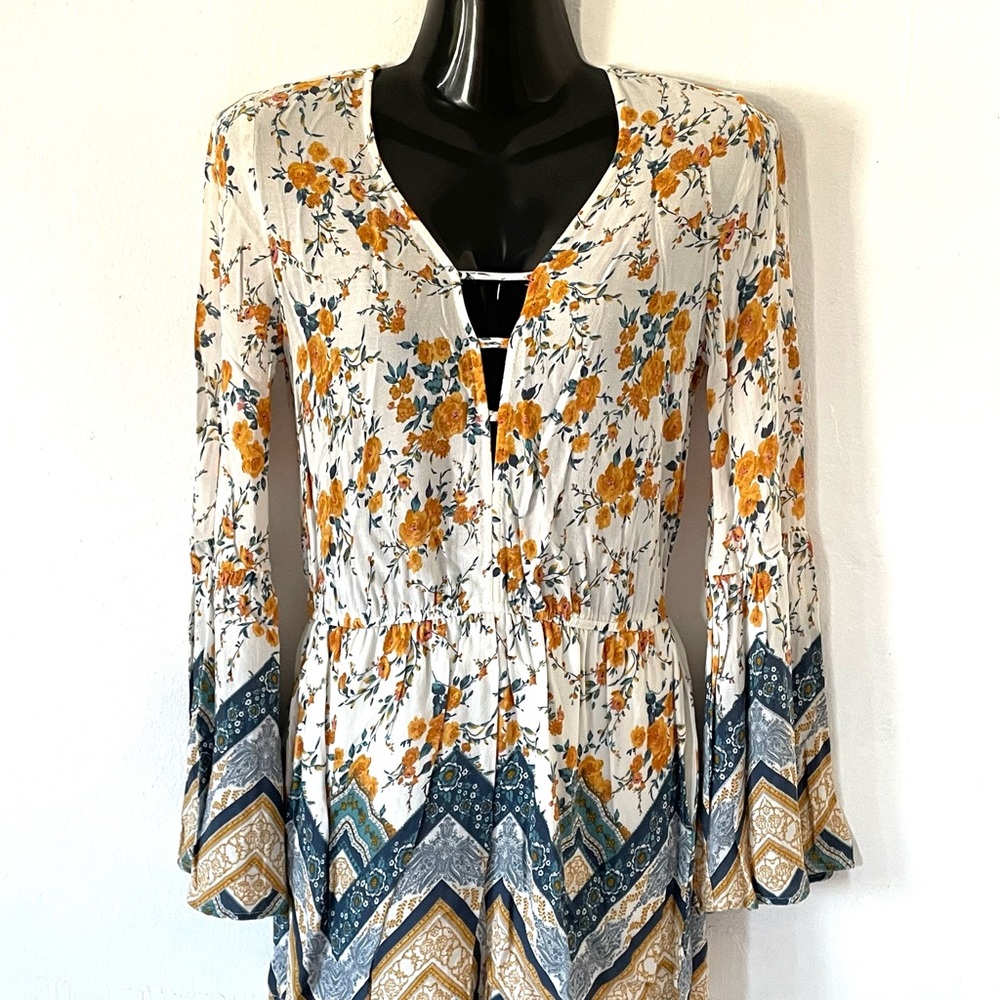 Chloe & Katie boho floral bell sleeves romper